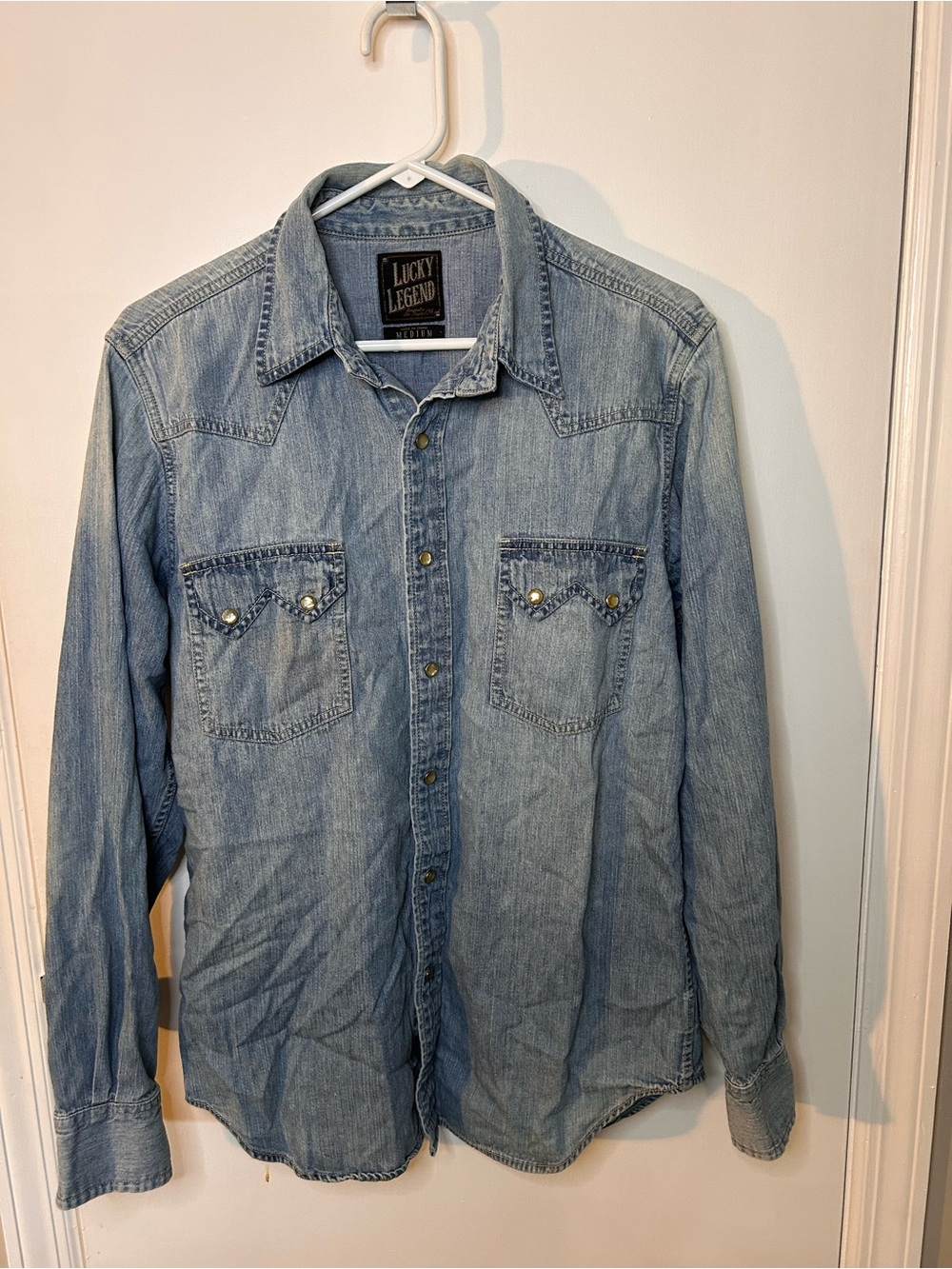 LUCKY LEGEND WESTERN DENIM SHIRT W/ PEARL SNAPS AND EMBROIDERED DETAIL ON BACK